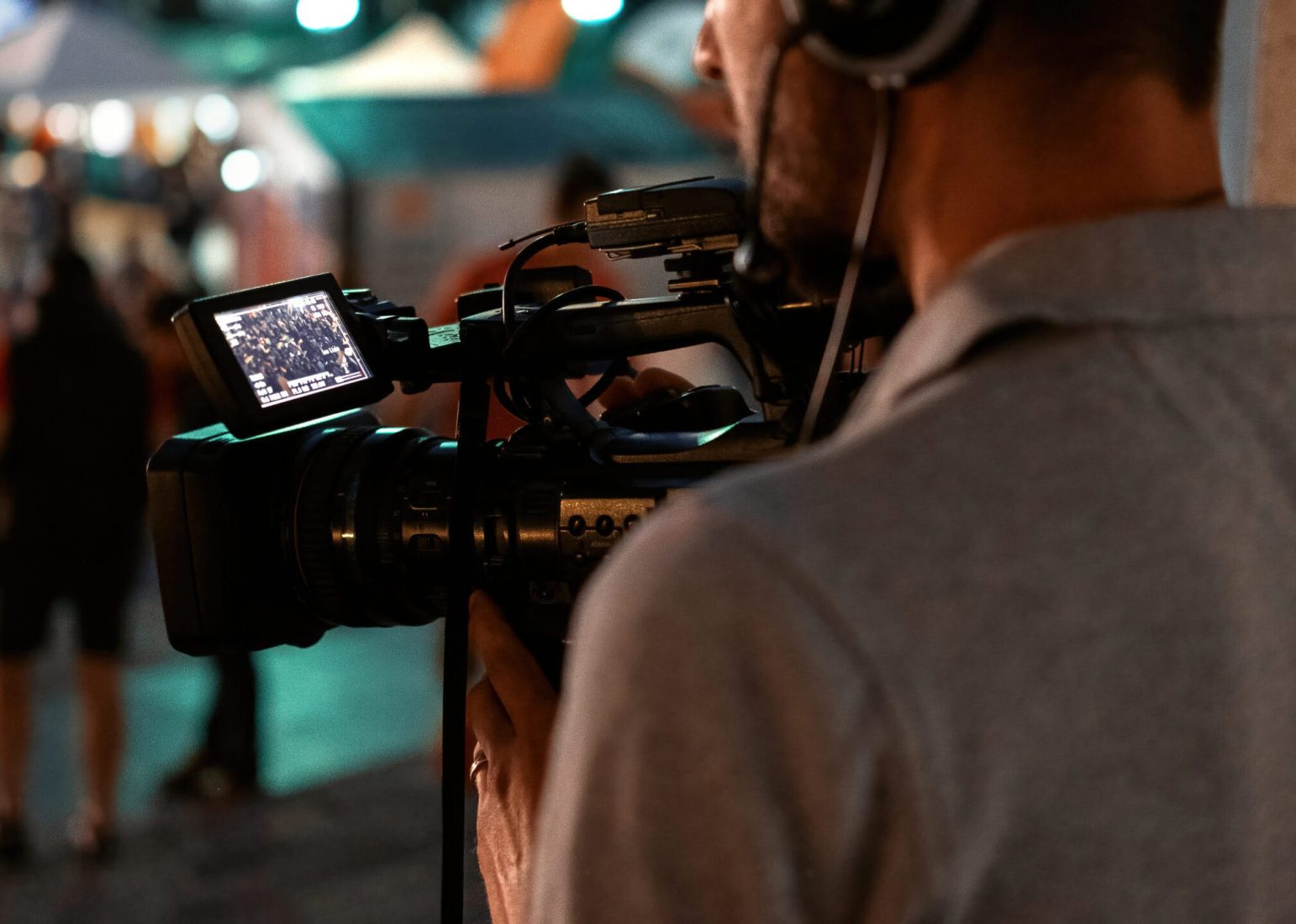 Cinematic night videography on camera